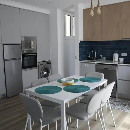 Edificio Xavier דירה *